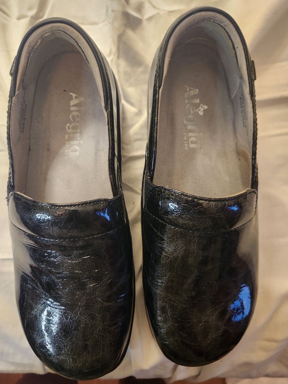 Alegria Black Patent Comfort Shoes Perfect For Those Who Work On Their Feet